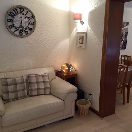 Southfork Villa Guesthouse 칼란더 외부 사진