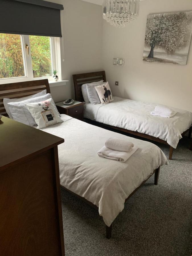Southfork Villa Guesthouse 칼란더 외부 사진