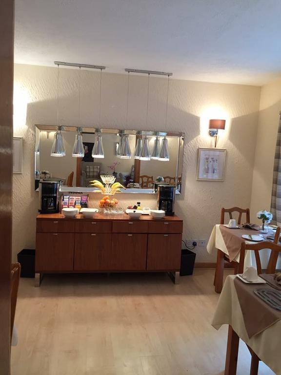 Southfork Villa Guesthouse 칼란더 외부 사진