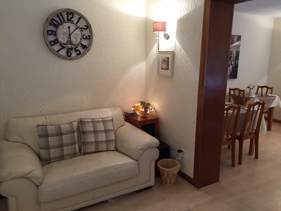 Southfork Villa Guesthouse 칼란더 외부 사진